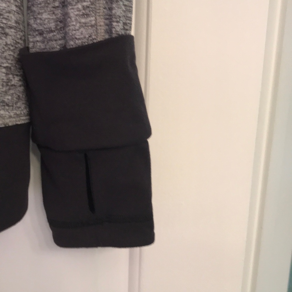 Lululemon hoodie - Picture 5 of 6